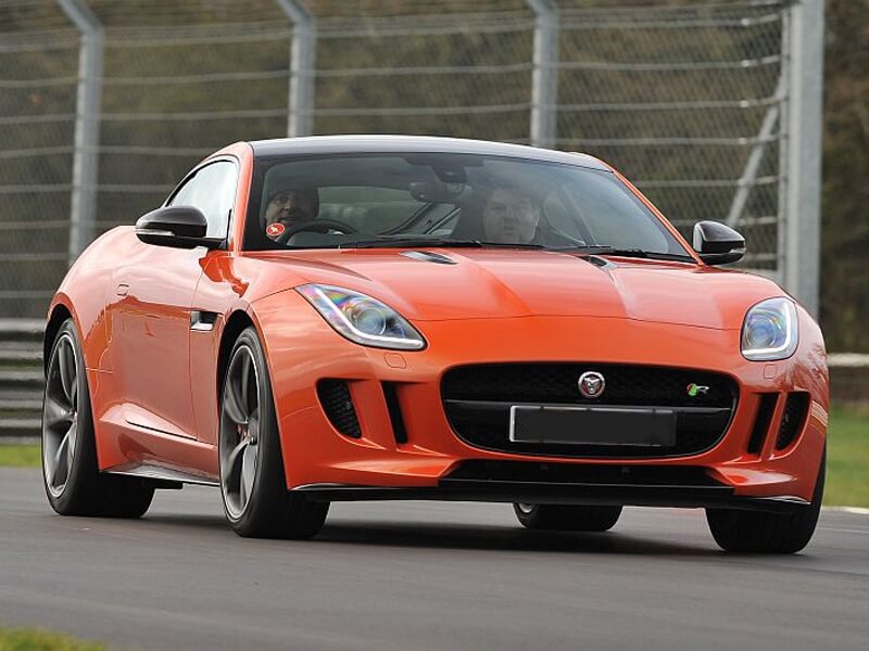 New Jaguar F-type R V8 Driving Experiences