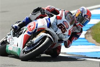 Rea opens up 30-point lead in WorldSBK Championship after Thailand double