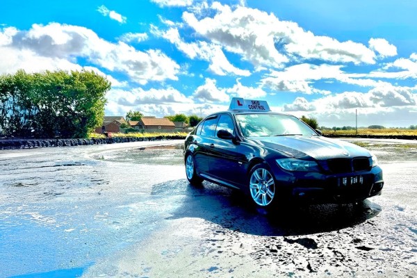 UK's Record Sunny Spell Presents Hazard to Motorists