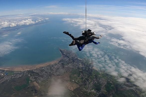 10000ft Weekday Skydiving Jump From Swansea Driving Experience 1