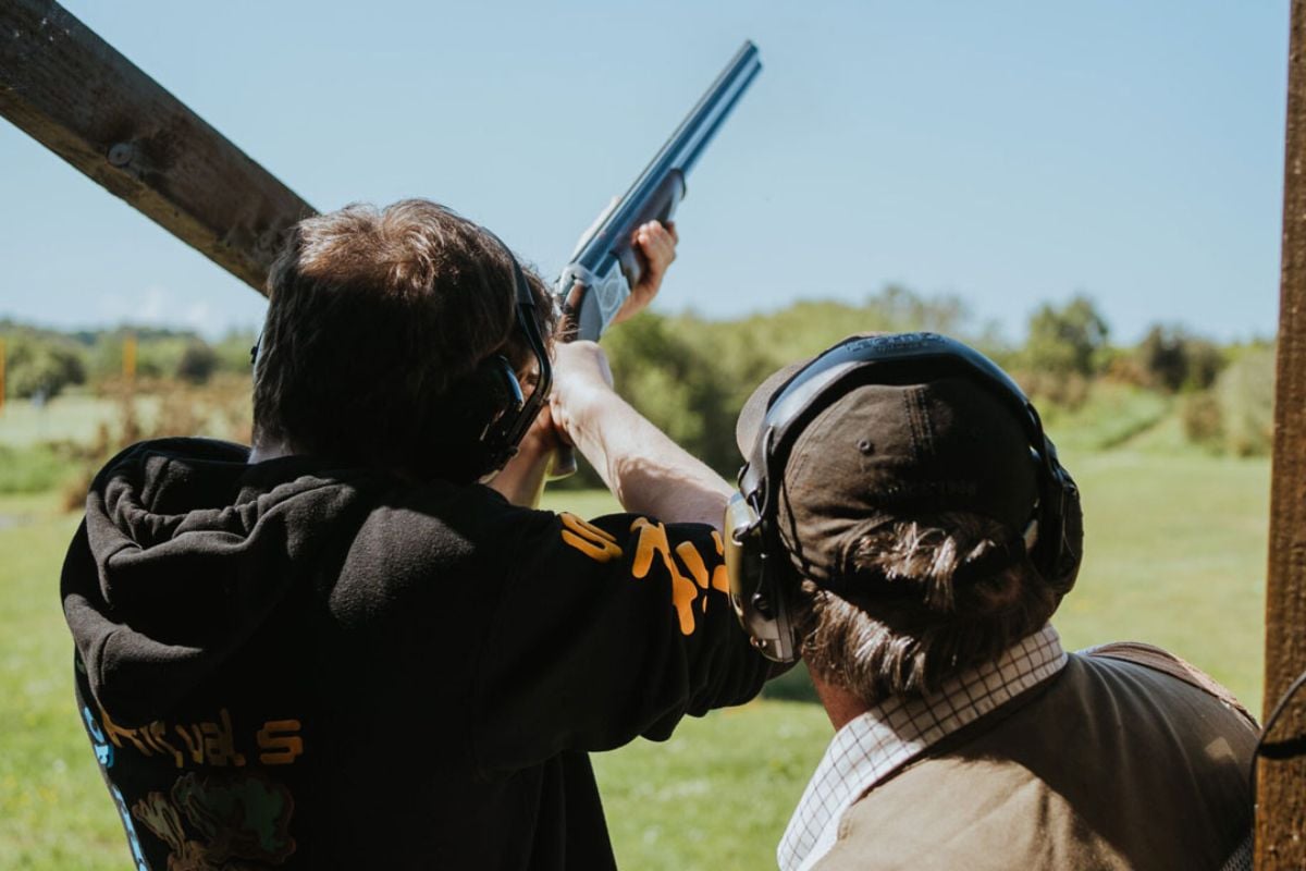 12 Clays Shooting Session near Edinburgh Experience from Trackdays.co.uk