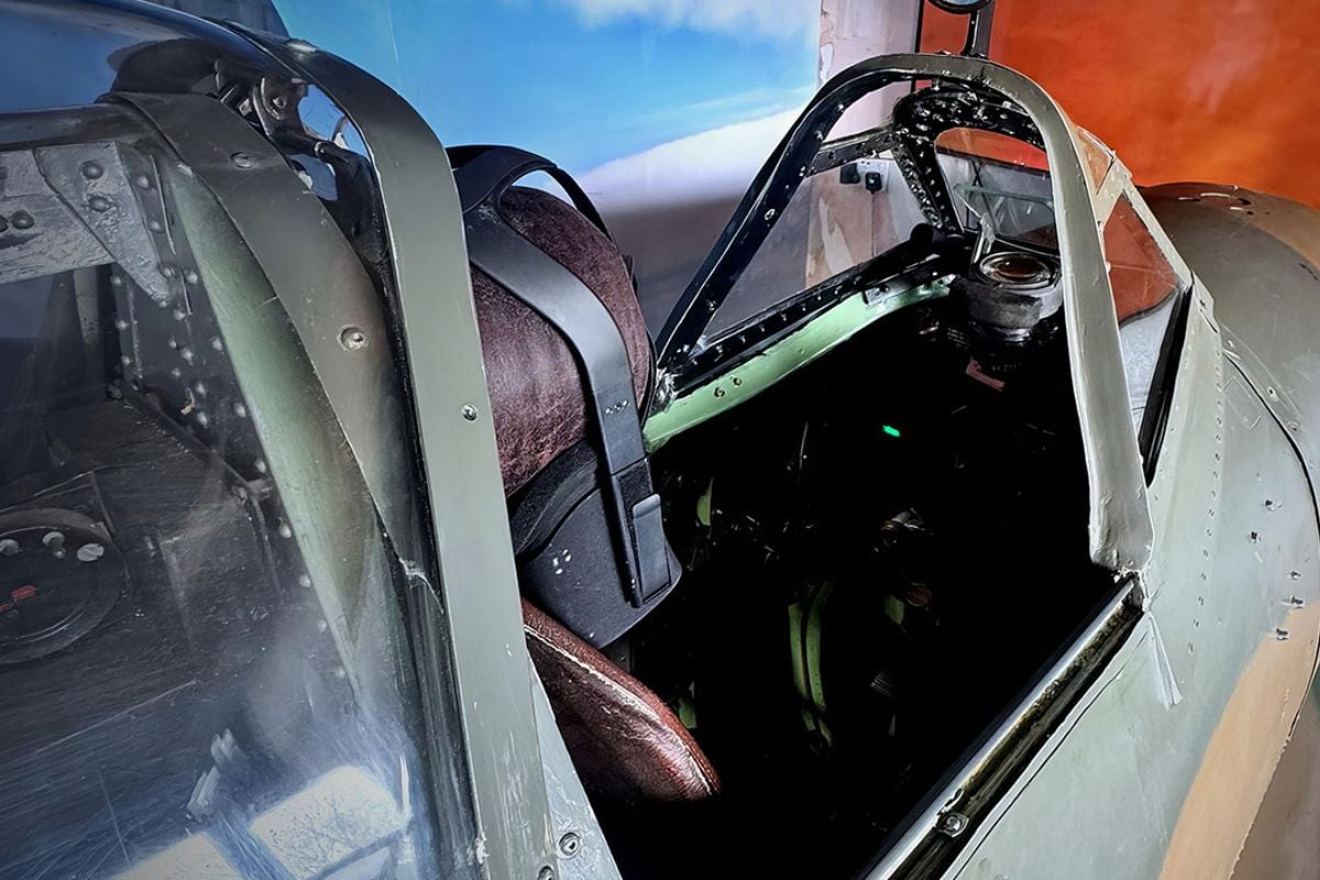 120 Minute Spitfire Simulator Session in Shropshire Experience from Trackdays.co.uk