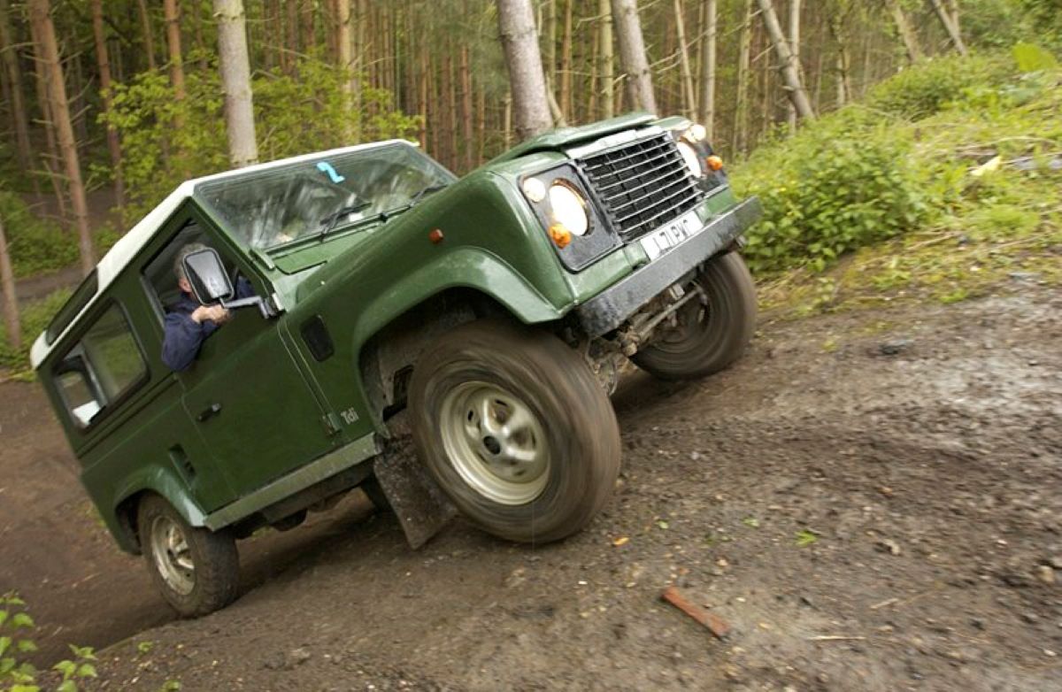 Exclusive 1.5 Hour 4x4 Experience - Kent Driving Experience 1
