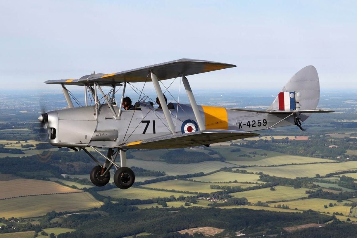15 Minute Tiger Moth Flight Experience from Trackdays.co.uk