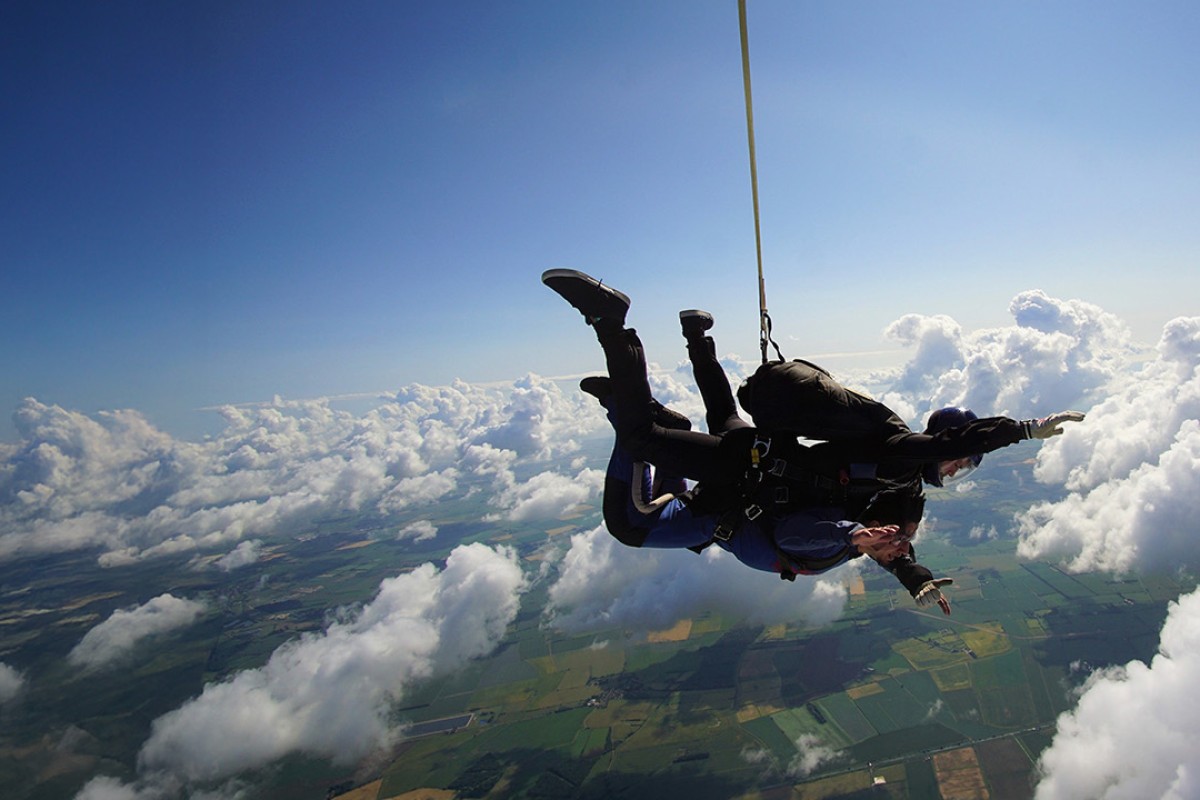 15000ft Tandem Skydive Jump - Weekday in Lincolnshire Experience from Trackdays.co.uk