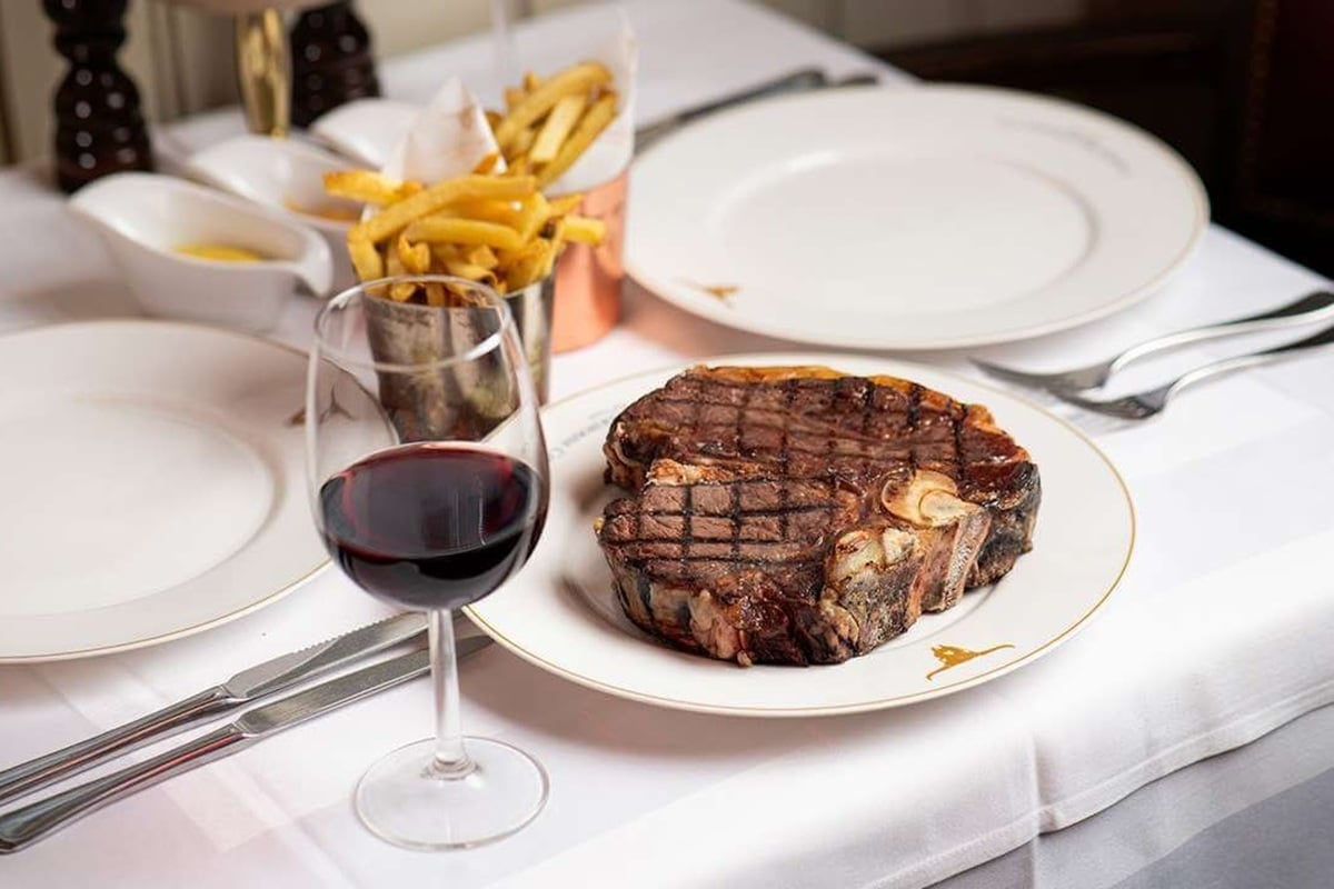 24oz Porterhouse Steak Bottomless Fries and Cocktails for Two London Experience from Trackdays.co.uk