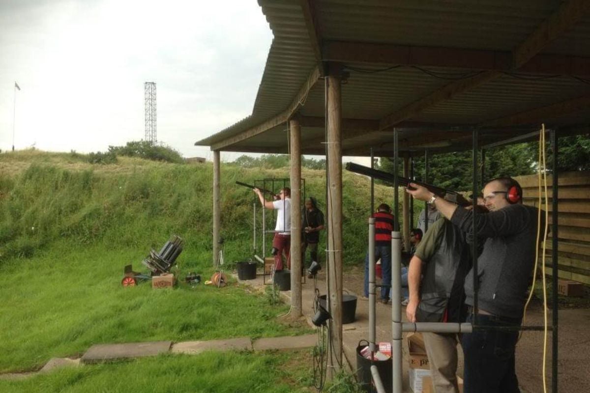 25 Shot Clay Pigeon Shoot Driving Experience 1