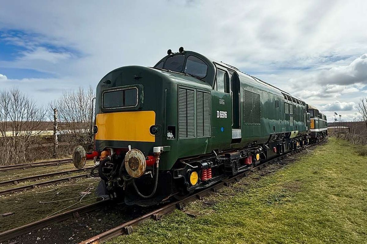 30 Minute Diesel Train Driving Experience for One Experience from Trackdays.co.uk