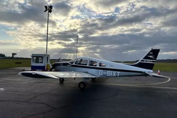 30 Minute Four Seater Trial Flying Lesson  Experience from Trackdays.co.uk