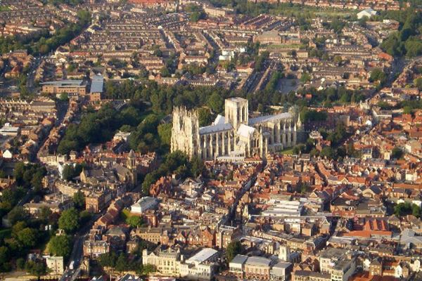 30 Minute York Helicopter Tour Driving Experience 1