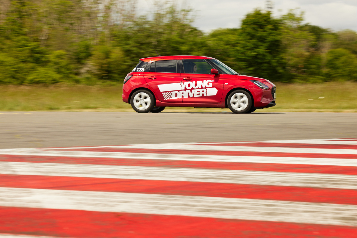 30 Minute Yong Driver First Time Lesson UK Wide | Trackdays