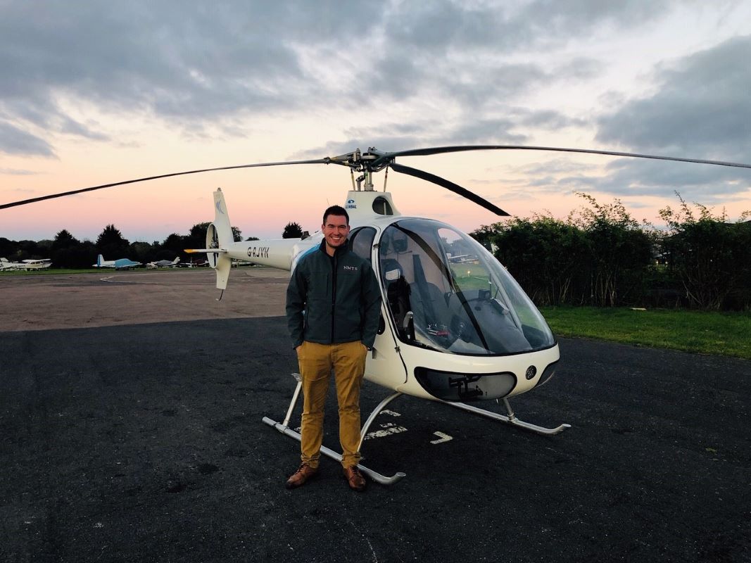 5 Seater 30 Minute Helicopter Lesson Experience from Trackdays.co.uk