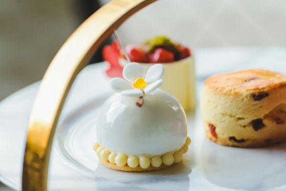 50 Mile Bath and Bristol Tour for Two with Afternoon Tea Driving Experience 1