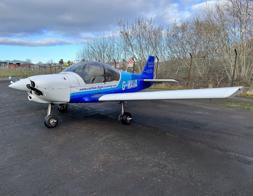60 Minute 2 Seater Flying Lesson In The Lake District Experience from Trackdays.co.uk