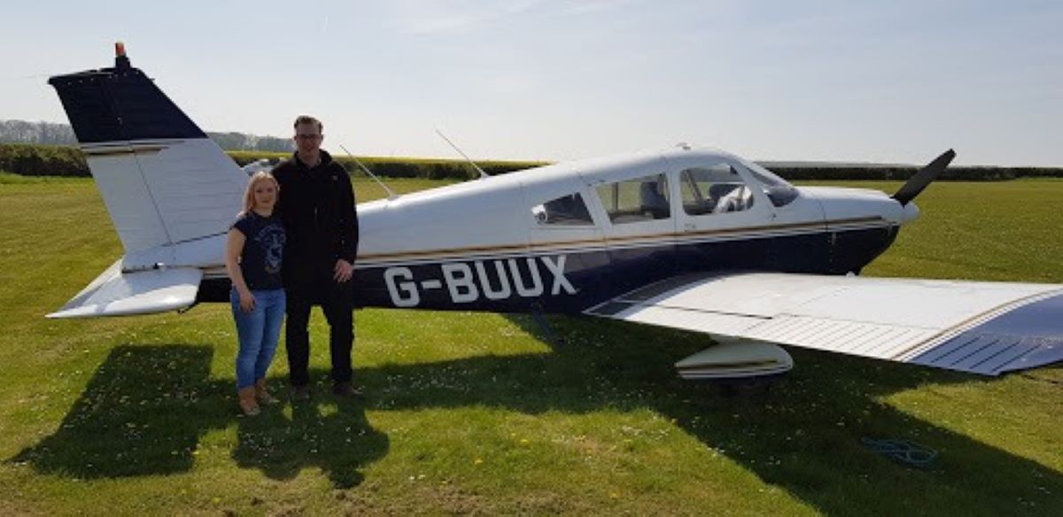 60 minute 4 Seater Flying Lesson Experience from Trackdays.co.uk