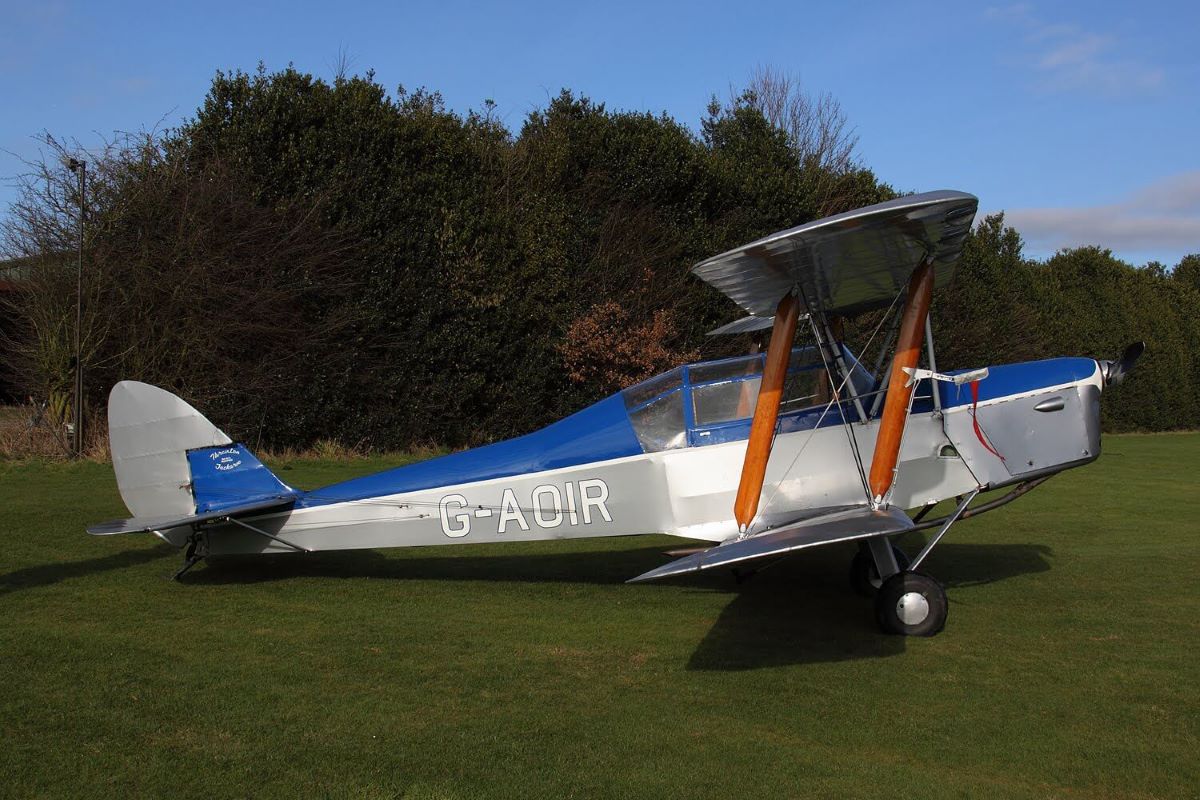 60 Minute Biplane Flight for Two in Kent Experience from Trackdays.co.uk