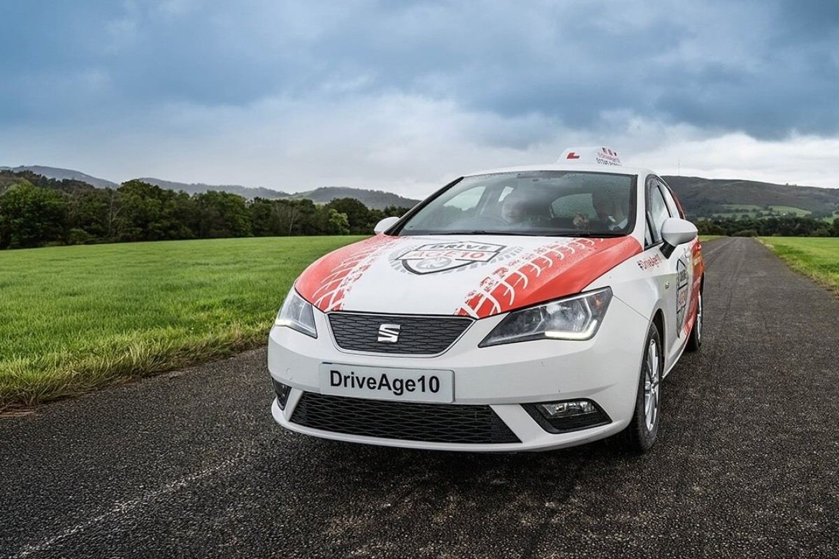 60 Minute Drive Age 10 Lesson - Norwich Experience from Trackdays.co.uk