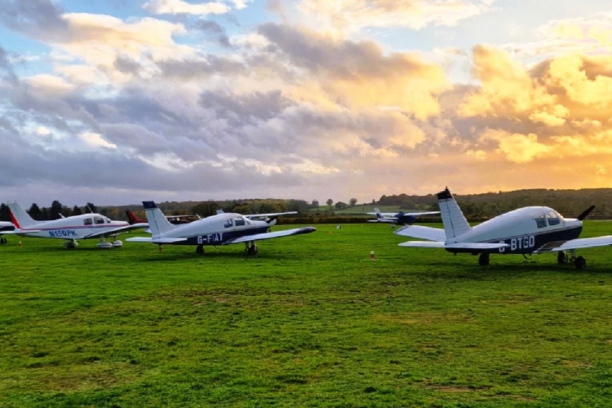 60 Minute Flying Lesson from Oxford Airport Experience from Trackdays.co.uk