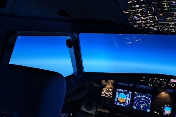 60 Minute Airbus Simulator Session in Brighton Experience from Trackdays.co.uk