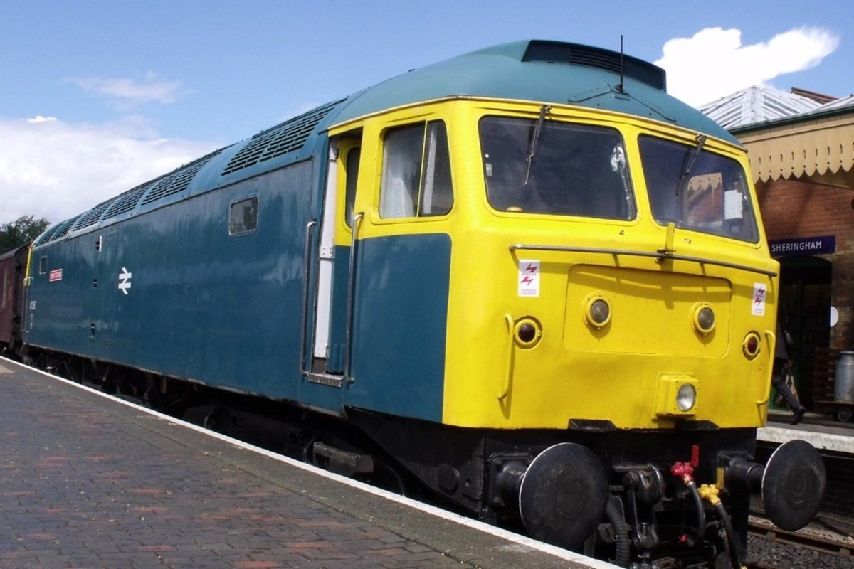 8 Mile Diesel Train Driving Experience For One Experience from Trackdays.co.uk