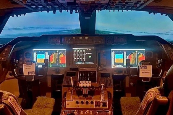 90 Minute Boeing 747 Simulator Session Driving Experience 1