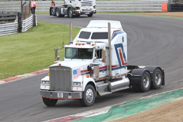 American Truck Driving Taster Brands Hatch Driving Experience 1
