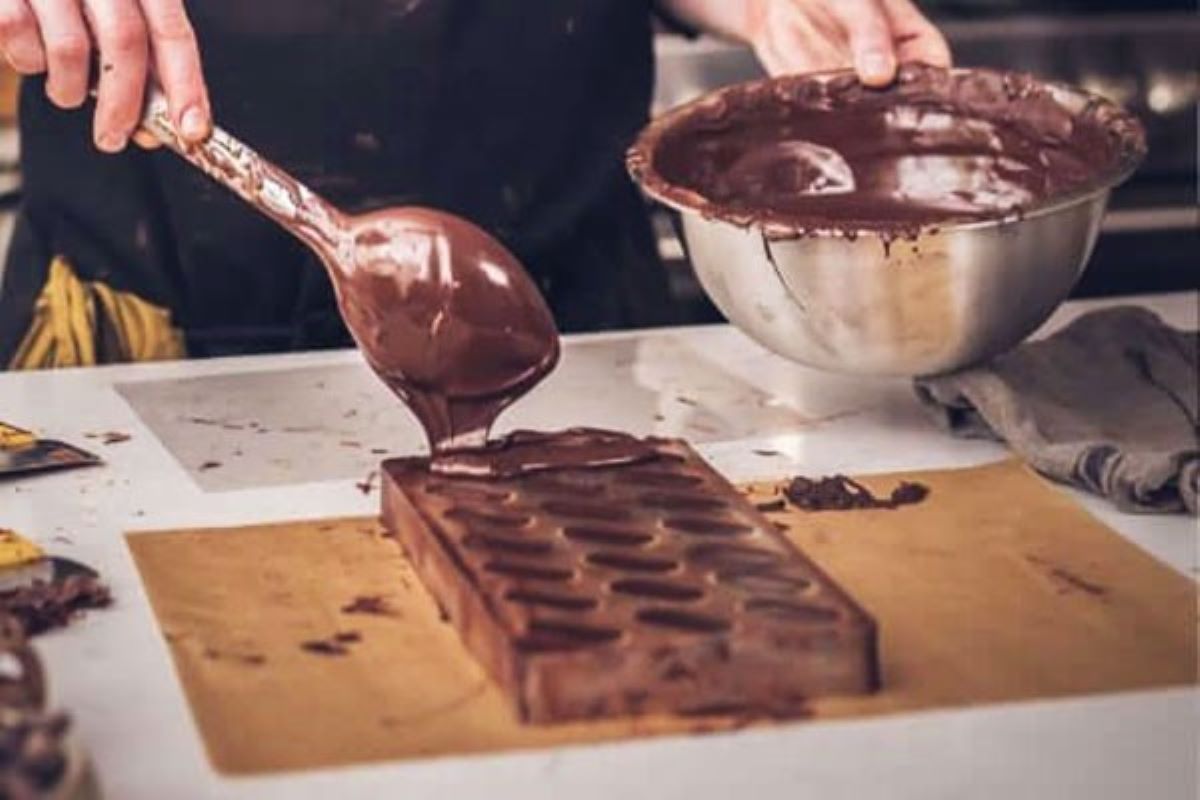 Art of Chocolate Making - Expert Driving Experience 1