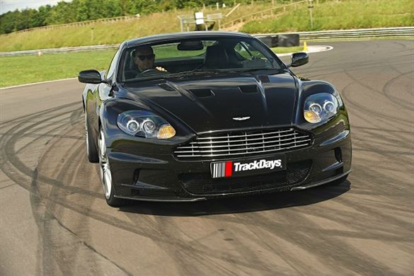 Aston Martin DBS Driving Experience 1