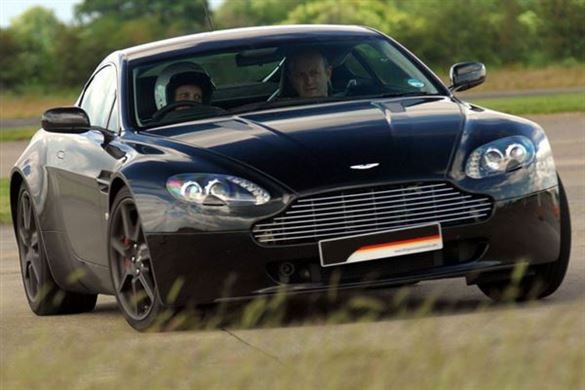 Aston Martin V8 Thrill Driving Experience 1
