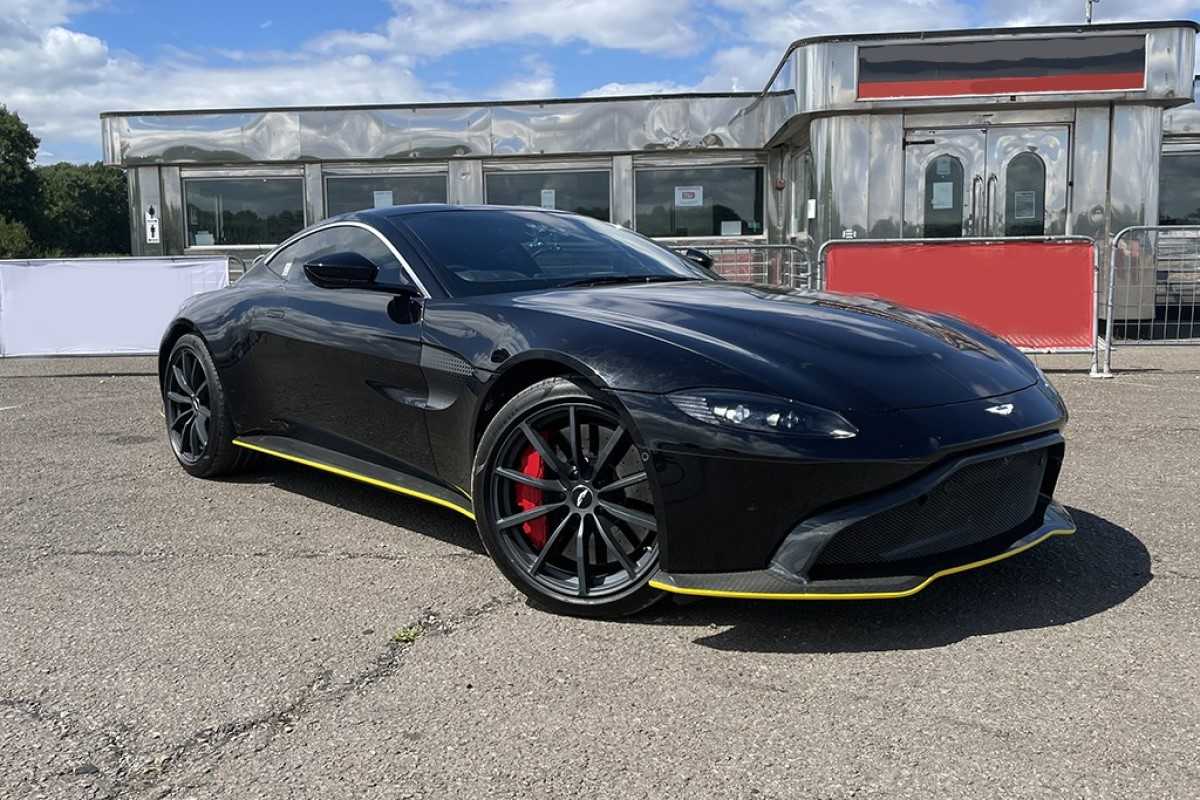 Aston Martin Vantage Gen 2 Blast Experience from Trackdays.co.uk