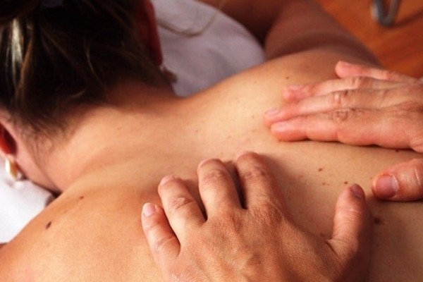 At Home Massage For Two in London or Surrey Experience from Trackdays.co.uk