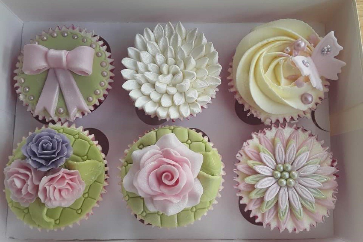 Beginners Cupcake Decorating Class in Redditch Experience from Trackdays.co.uk