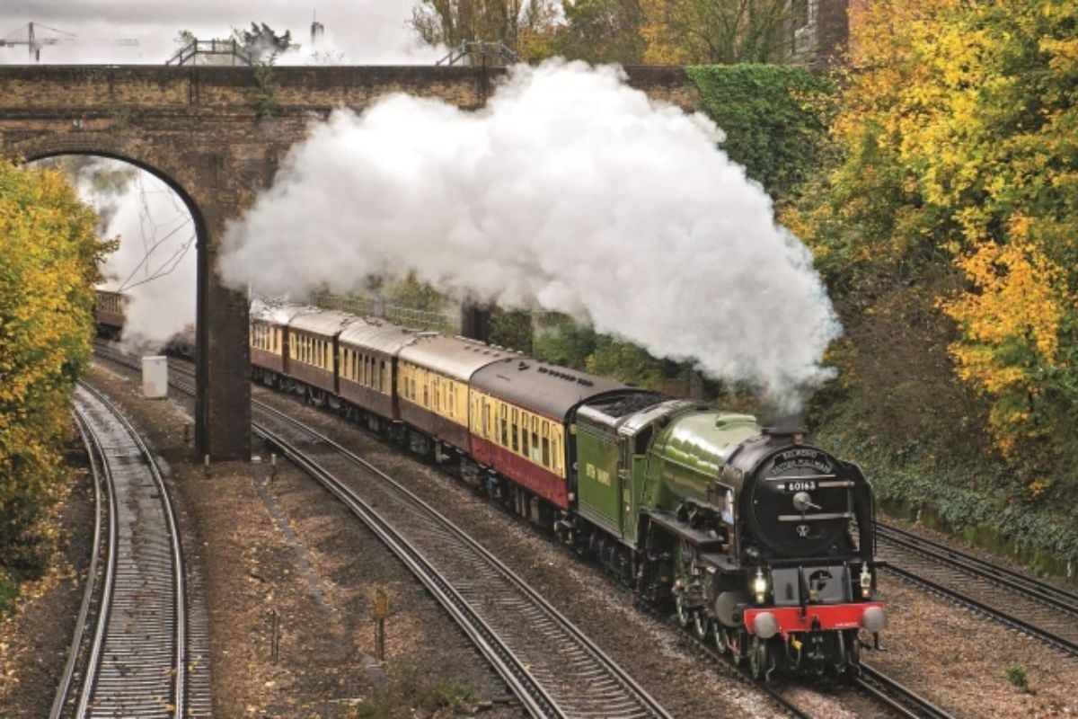 Belmond British Pullman Golden Age Of Travel By Steam Driving Experience 1