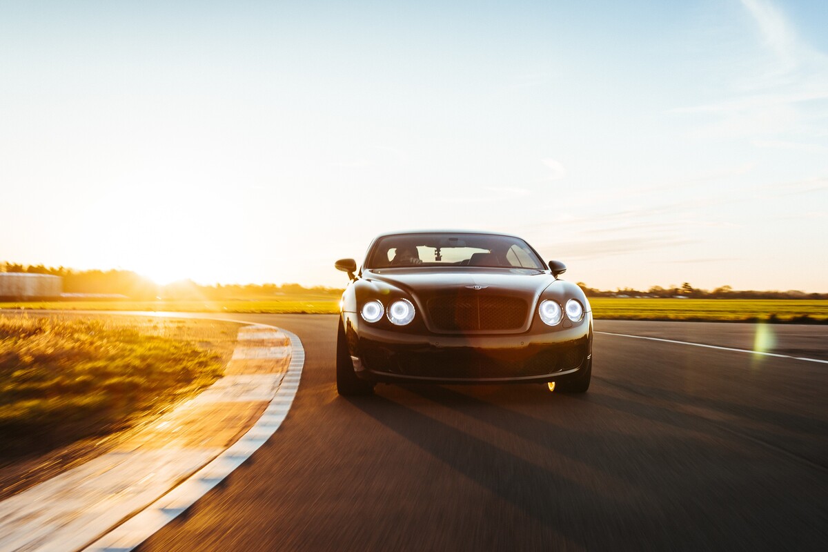 Bentley Continental GT Thrill - 12 Laps Driving Experience 1