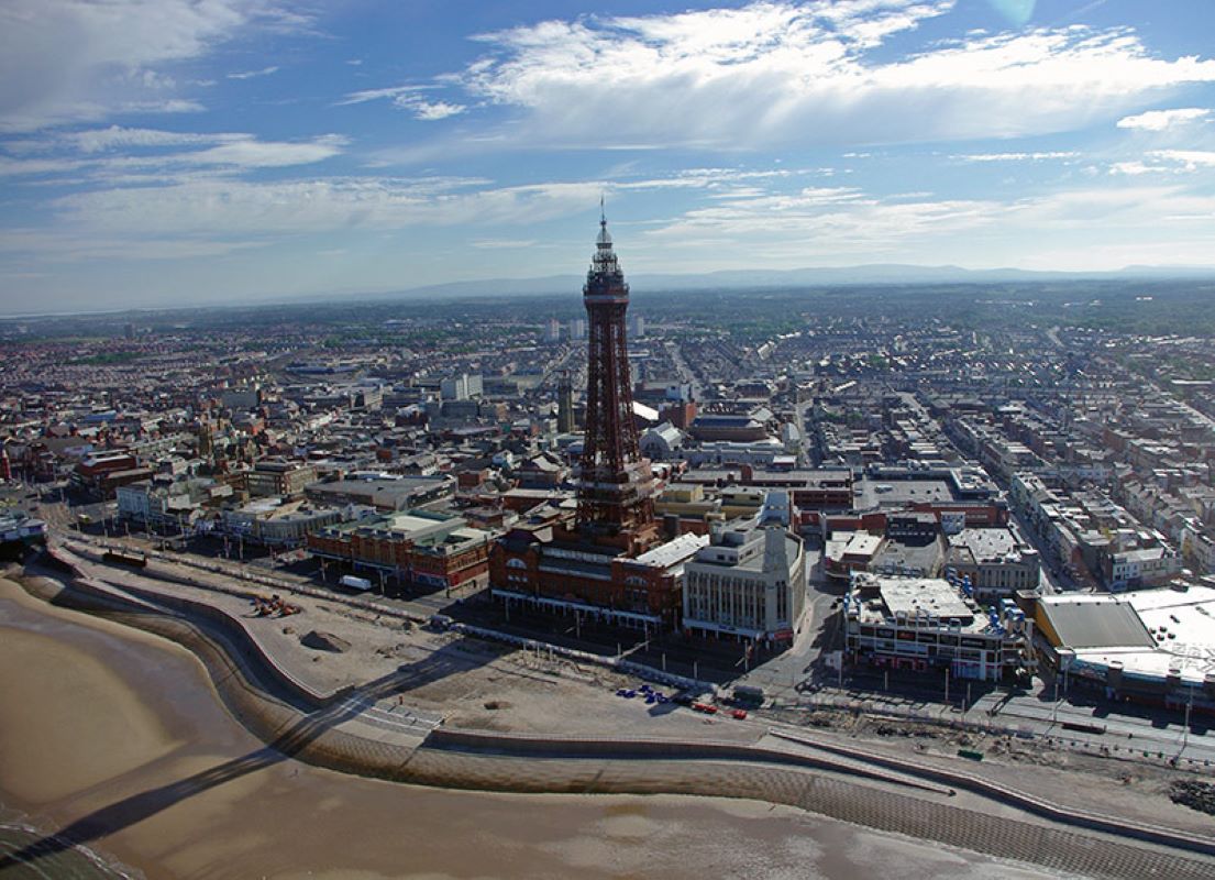 Blackpool Tower Helicopter Tour for Two Driving Experience 1