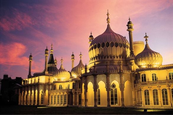 Brighton Day Out: Brighton Pavilion, Museum and Preston Manor for Two Driving Experience 1