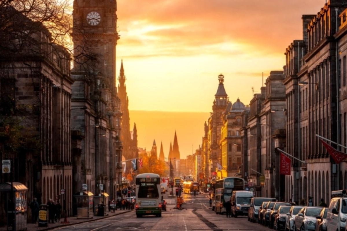 Edinburgh Manual Photography Workshop Driving Experience 1