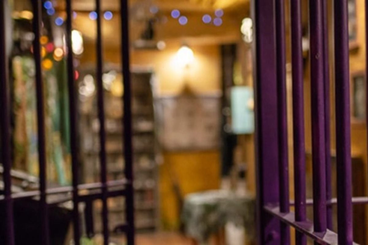 Enchanted Magic Escape Room For Two in Manchester Experience from Trackdays.co.uk