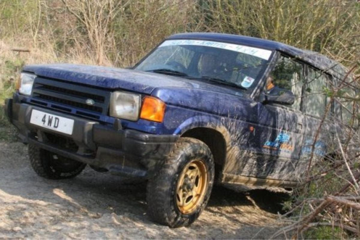 Exclusive 4 x 4 session for Two People - Wiltshire Driving Experience 1