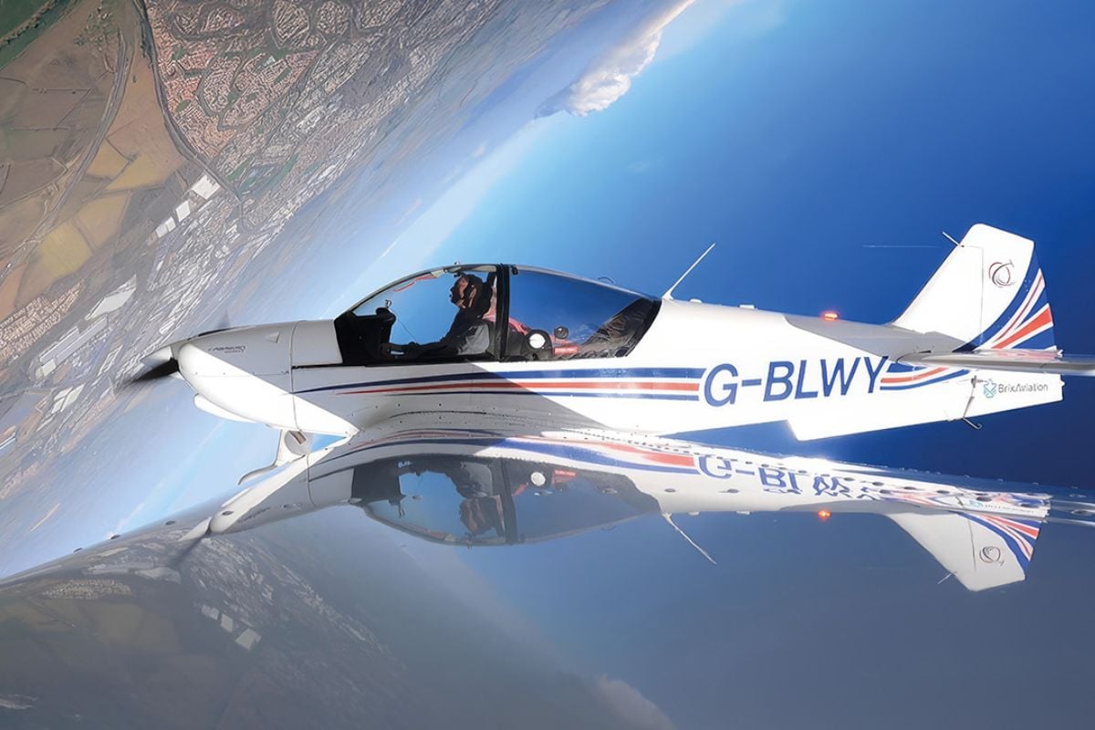 Extended Aerobatics at Sywell Aerodrome Driving Experience 1