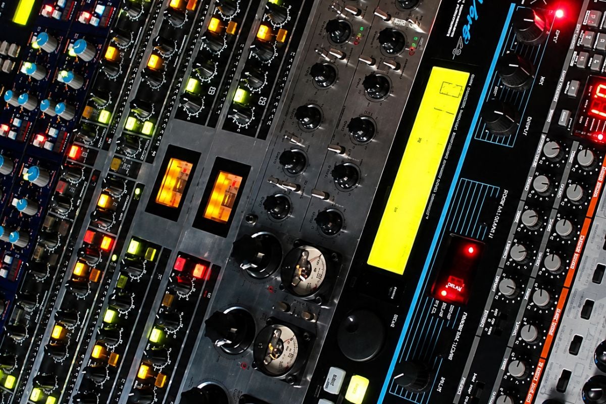Extended Recording Studio Experience in Basingstoke Driving Experience 1
