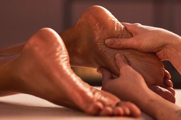 Standard Bannatyne Spa Day with 50-Minute Treatment For Two Driving Experience 1