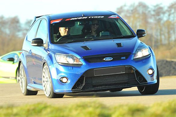 Ford Focus RS Turbo Thrill Driving Experience 1