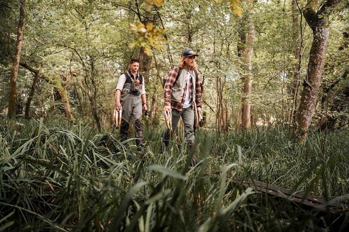 Full Day Private Fly Fishing Experience in Wiltshire Driving Experience 1