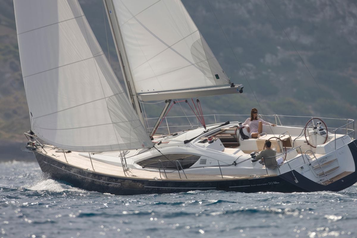 Full Day Private Solent Yacht Luxury Charter with Lunch Experience from Trackdays.co.uk