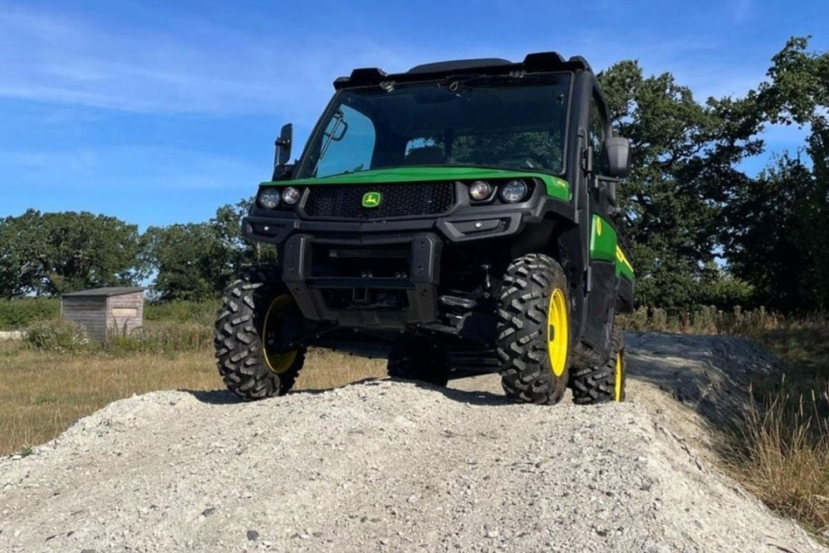 Gator Off Road Driving Experience in Wiltshire Driving Experience 1