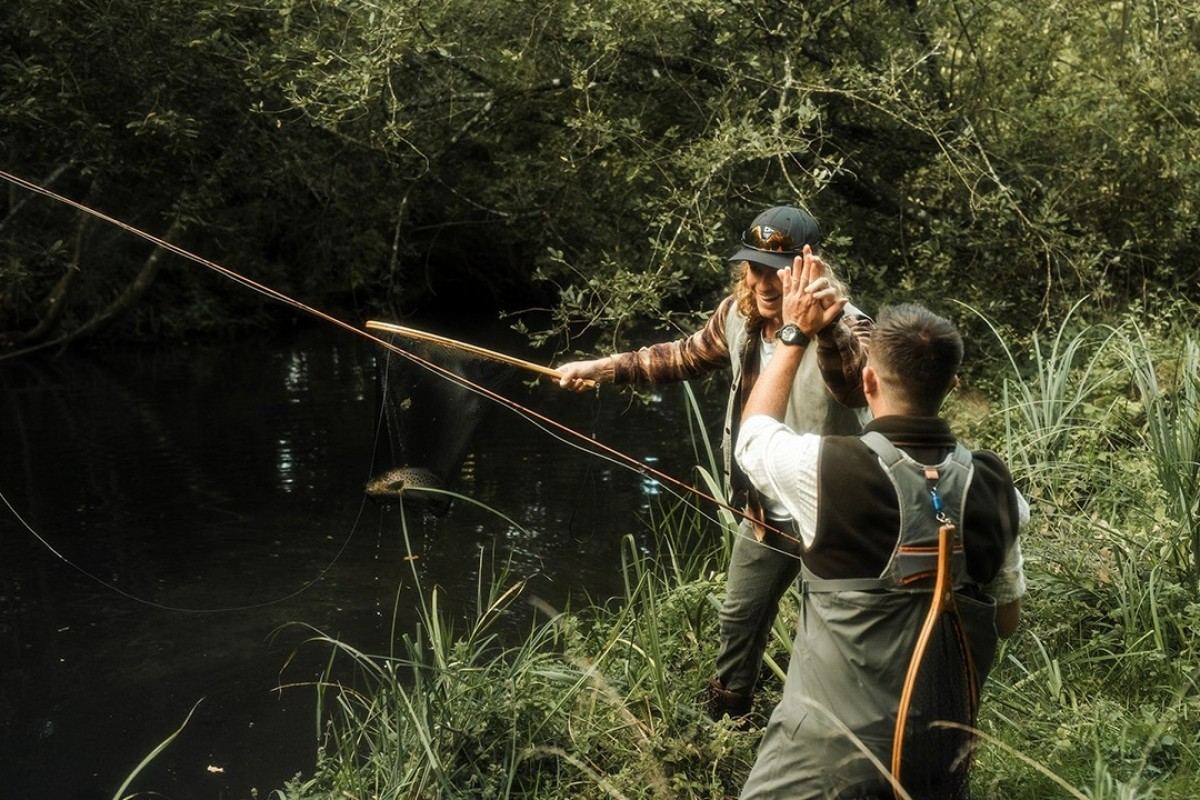 Half Day Fly Fishing Experience in Wiltshire Driving Experience 1