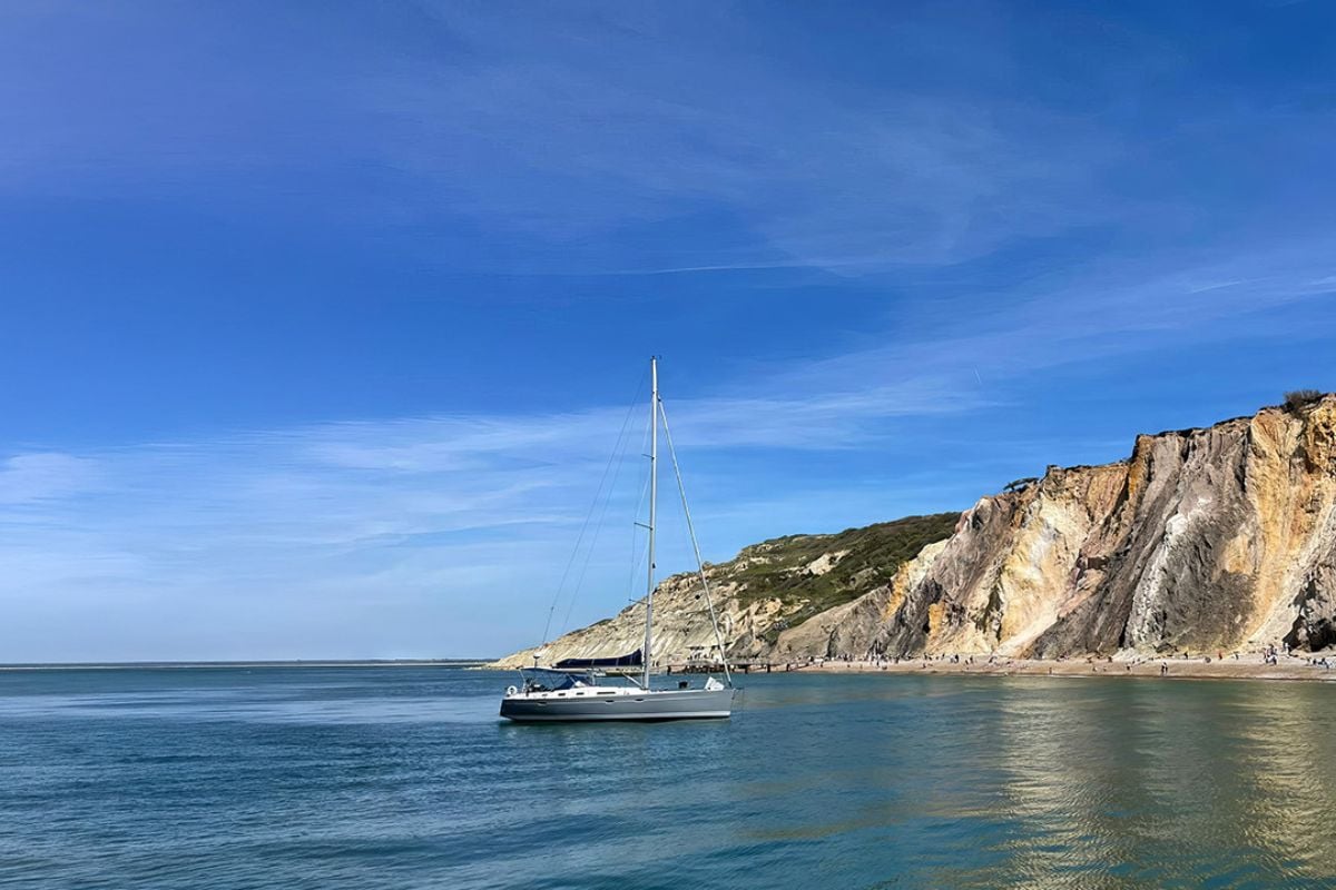 Half Day Private Solent Yacht Luxury Charter with Lunch or Dinner Experience from Trackdays.co.uk