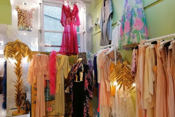 Half Day Vintage Shopping Tour in London with Food Experience from Trackdays.co.uk
