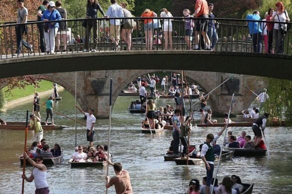 Historic Cambridge Punting Tour - Child Experience from Trackdays.co.uk
